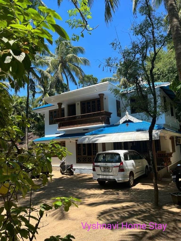 Vyshnavi Home Stay Thanniyam Exteriér fotografie